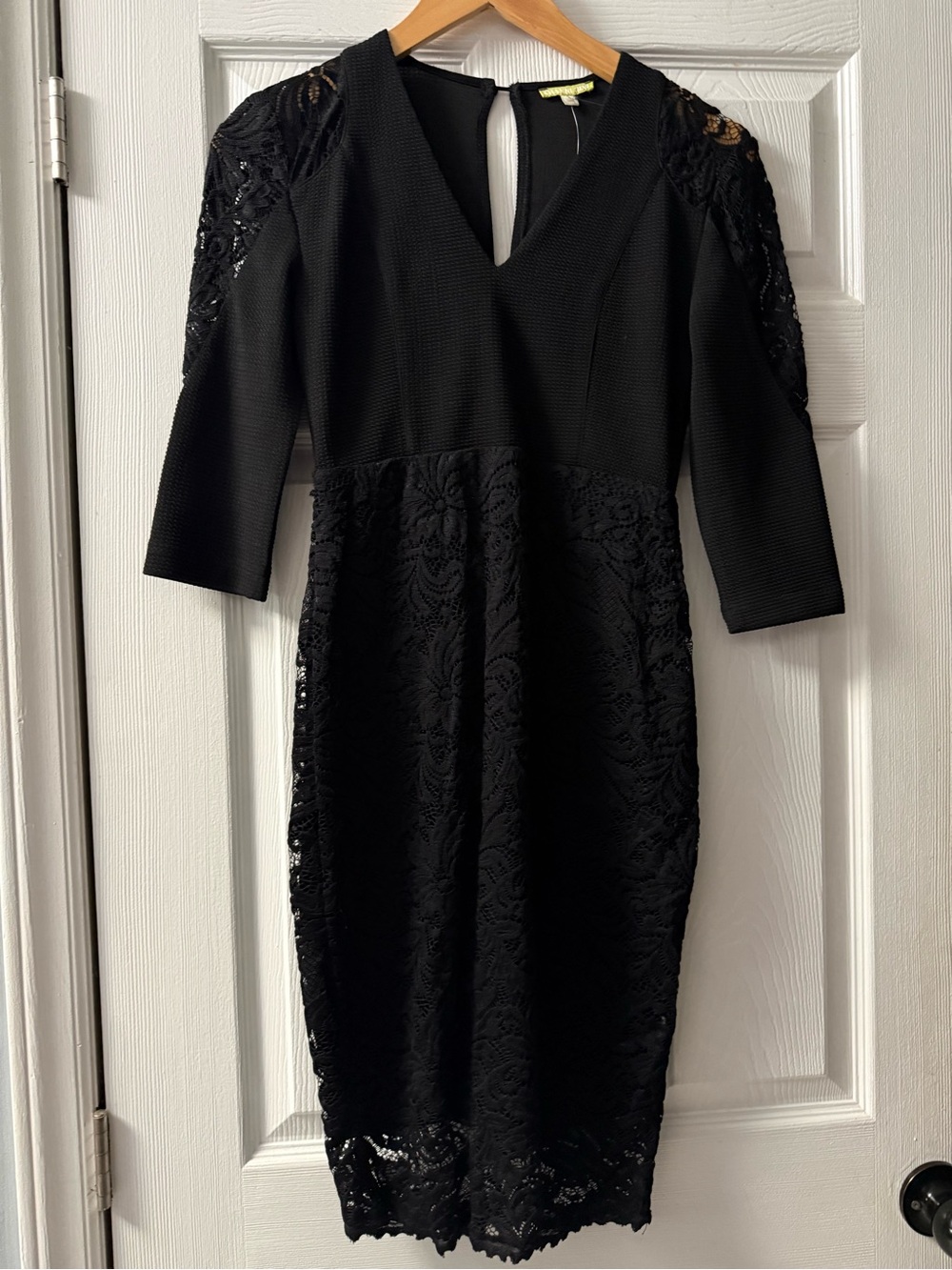 🆕 Gianni Bini Lace Cocktail Dress Size Small
